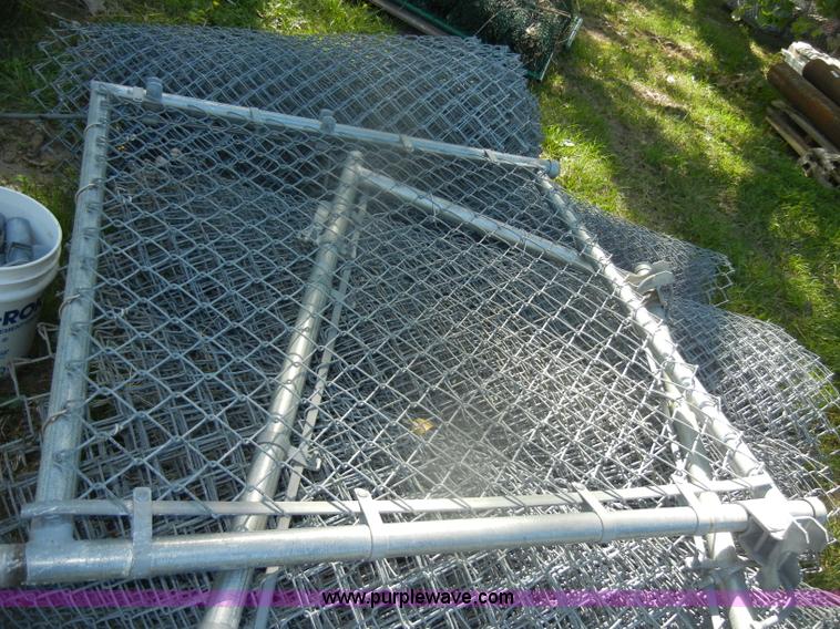 image for item U9314 Assorted chain link fence items