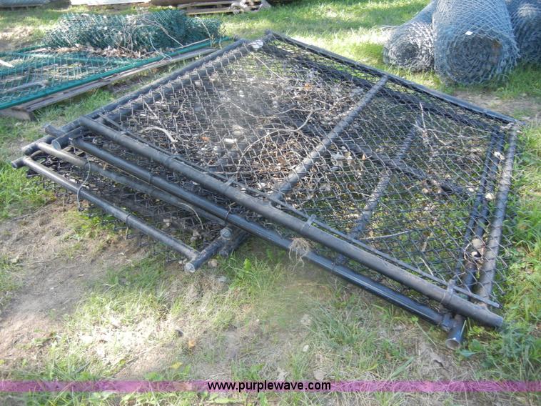 image for item U9315 (7) assorted chain link fence gates