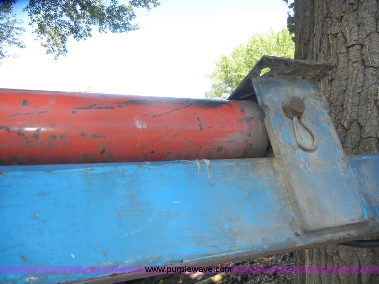 image for item U9321 Grand, Inc car lift