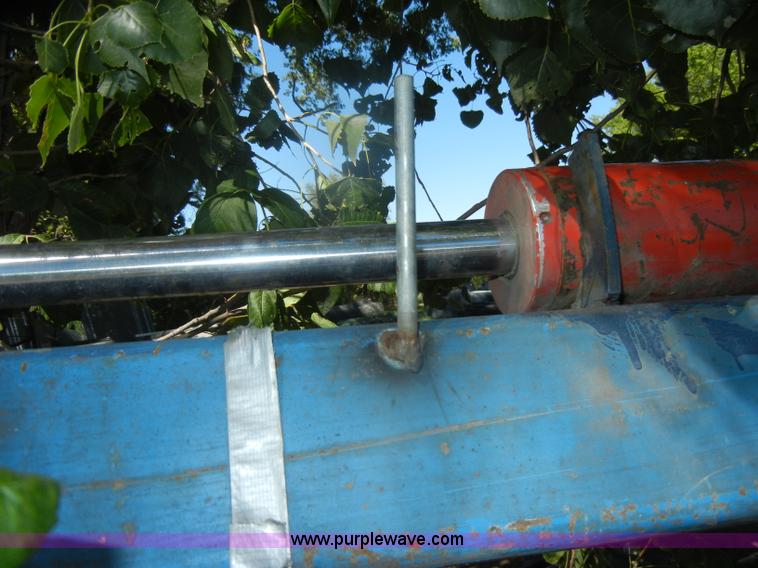 image for item U9321 Grand, Inc car lift