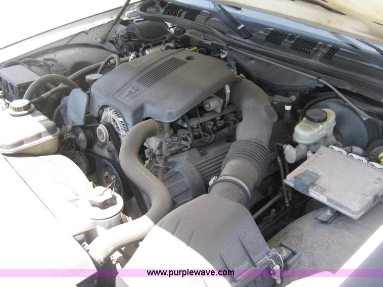 image for item A6469 2005 Ford Crown Victoria Police Interceptor