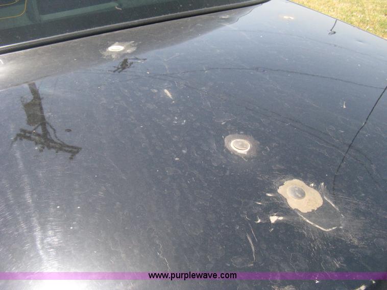 image for item A6469 2005 Ford Crown Victoria Police Interceptor