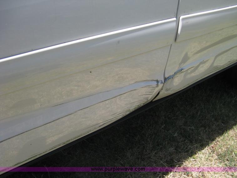 image for item A6469 2005 Ford Crown Victoria Police Interceptor