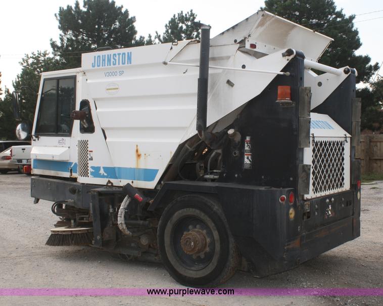 image for item B6884 1996 Johnston V3000SP street sweeper