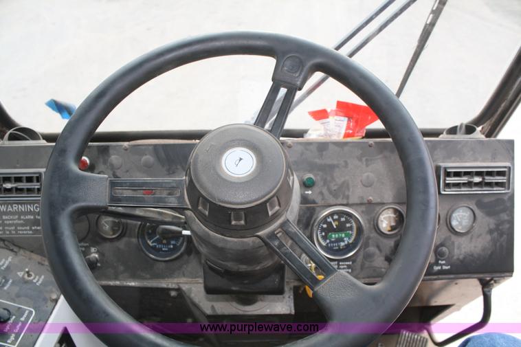 image for item B6884 1996 Johnston V3000SP street sweeper