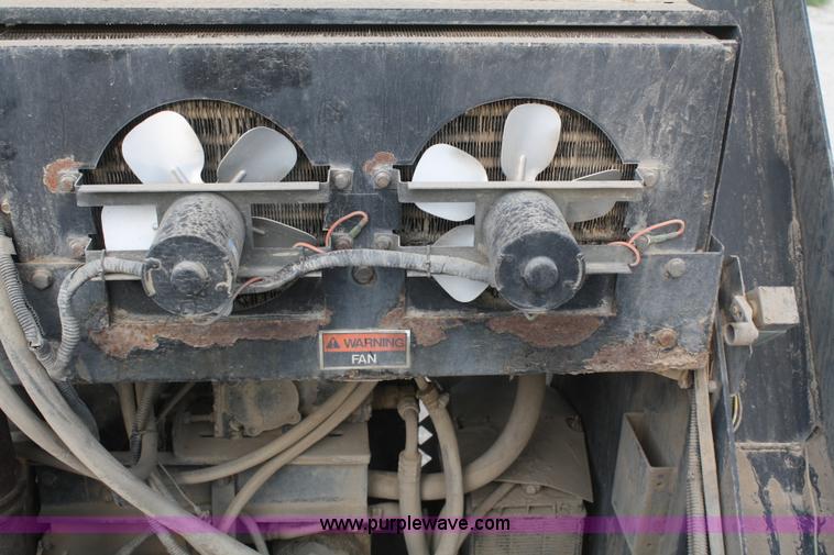 image for item B6884 1996 Johnston V3000SP street sweeper