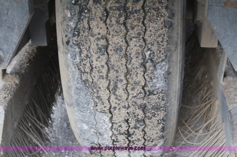 image for item B6884 1996 Johnston V3000SP street sweeper