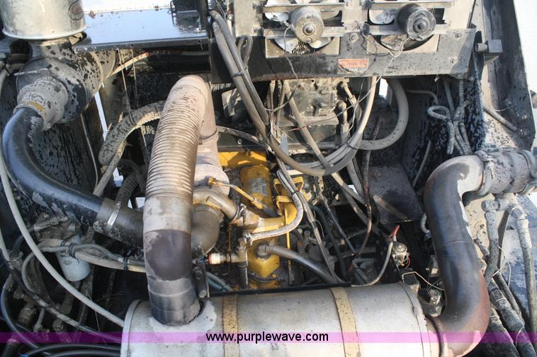 image for item B6885 1994 Johnston V3000SP street sweeper