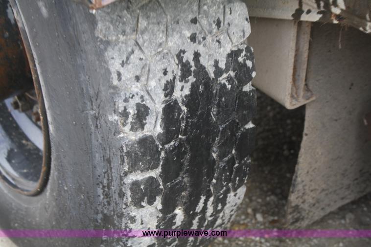 image for item B6885 1994 Johnston V3000SP street sweeper