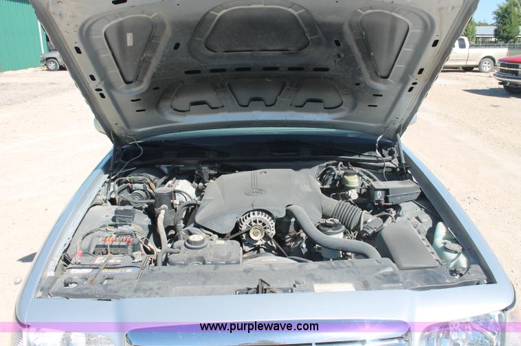 image for item C2805 2001 Ford Crown Victoria Police Interceptor