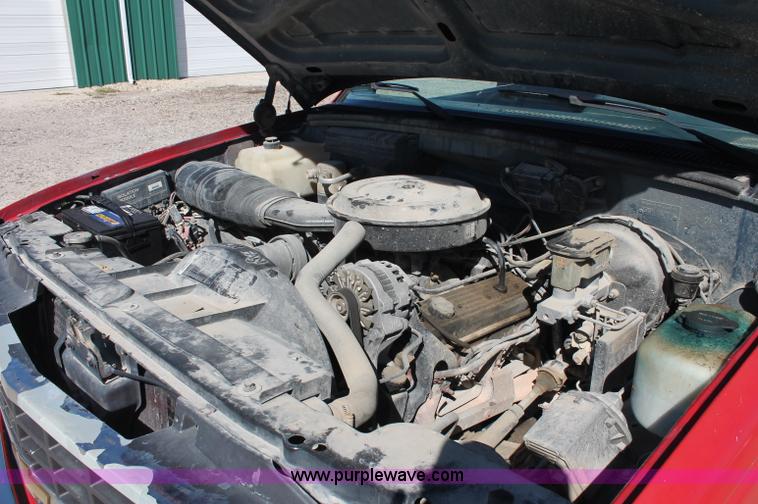 image for item C2806 1990 Chevrolet 2500 pickup truck