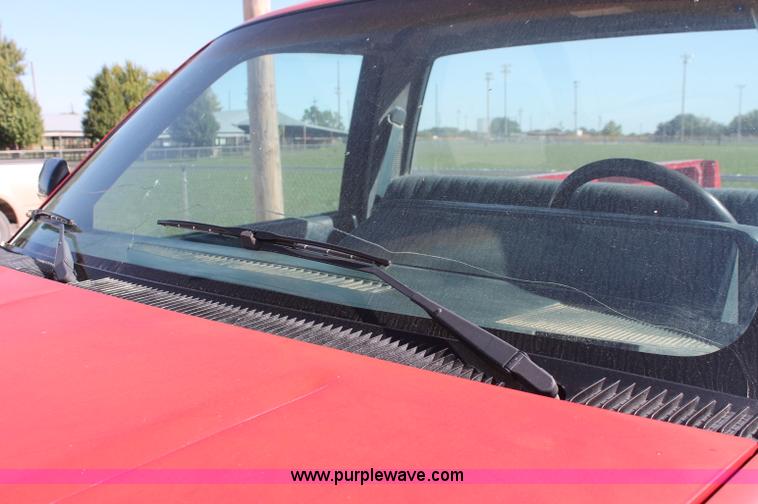 image for item C2806 1990 Chevrolet 2500 pickup truck