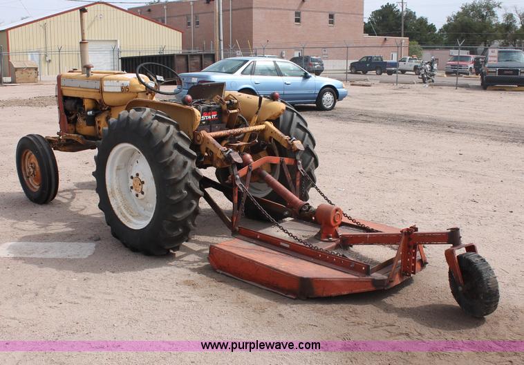 image for item C2821 1965 Allis Chalmers tractor