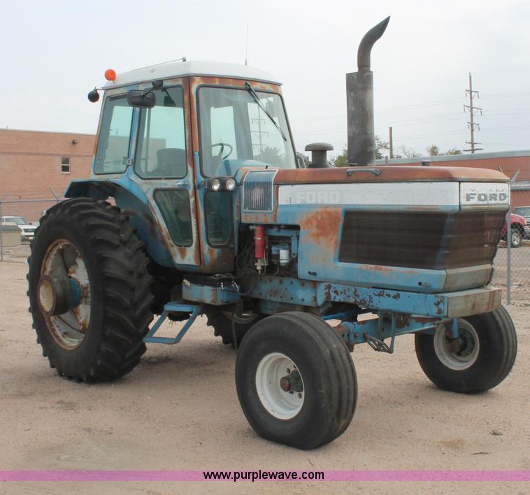 image for item C2822 1980 Ford TW30 tractor