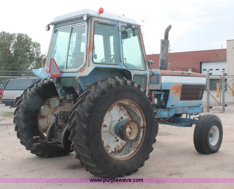 image for item C2822 1980 Ford TW30 tractor