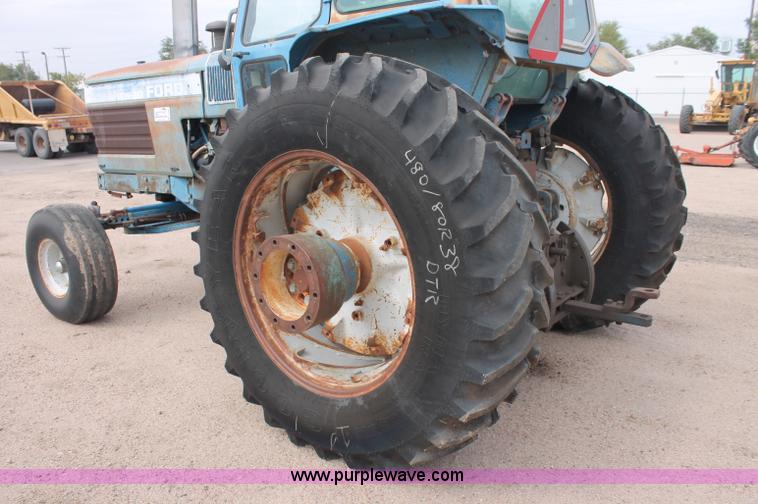 image for item C2822 1980 Ford TW30 tractor