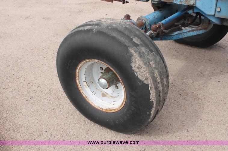 image for item C2822 1980 Ford TW30 tractor