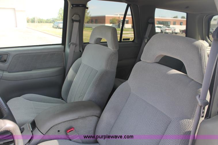 image for item C2852 1997 Chevrolet Blazer SUV