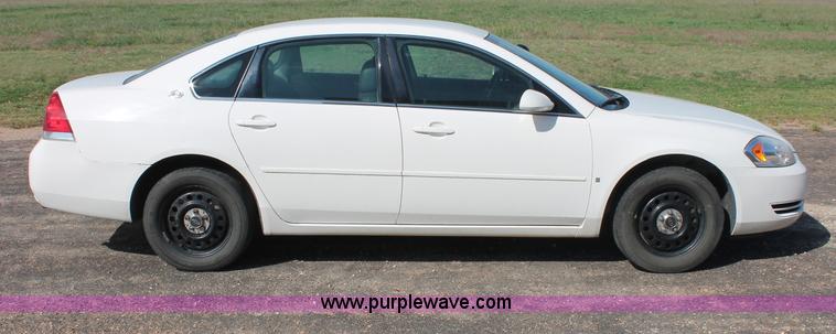 image for item C2853 2006 Chevrolet Impala Police