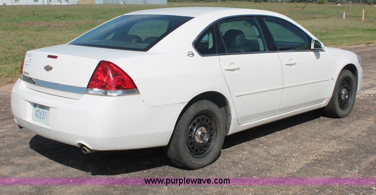 image for item C2853 2006 Chevrolet Impala Police