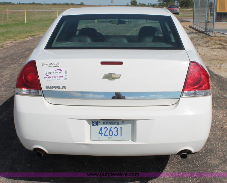 image for item C2853 2006 Chevrolet Impala Police