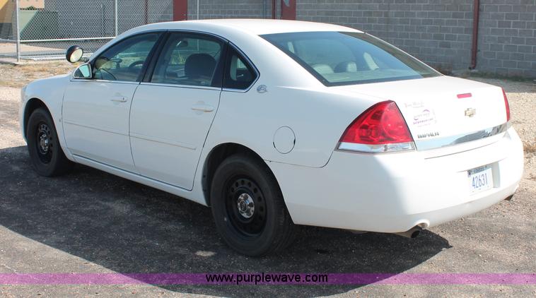 image for item C2853 2006 Chevrolet Impala Police