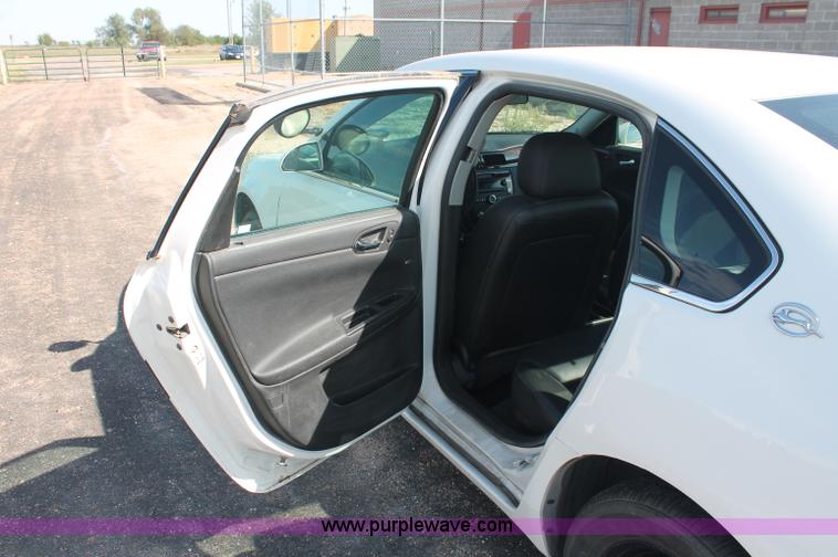 image for item C2853 2006 Chevrolet Impala Police