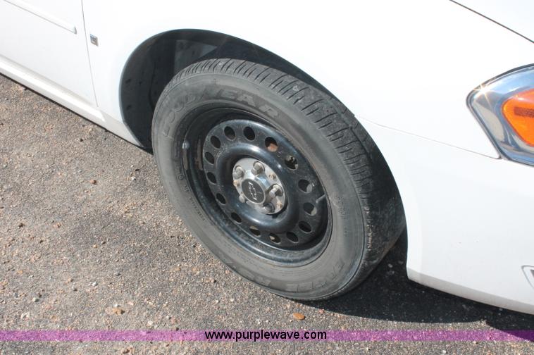 image for item C2853 2006 Chevrolet Impala Police