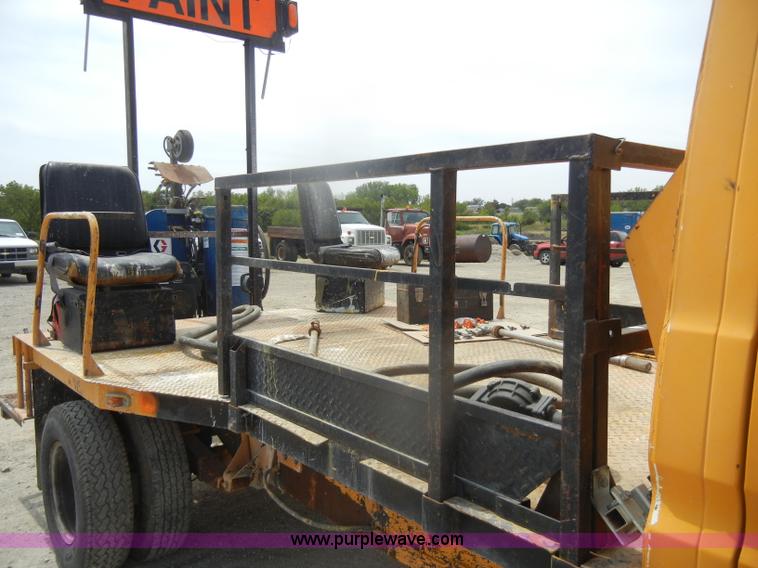 image for item D4409 1988 Ford Econoline 350 paint striper van