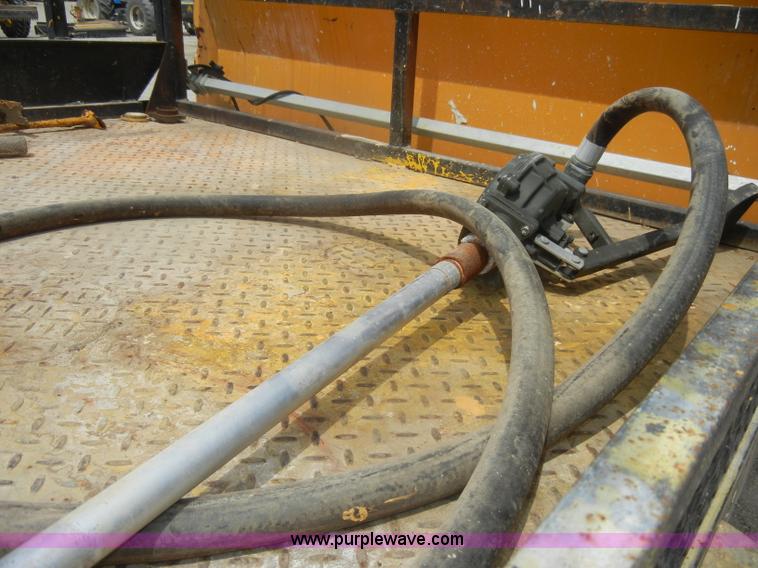 image for item D4409 1988 Ford Econoline 350 paint striper van