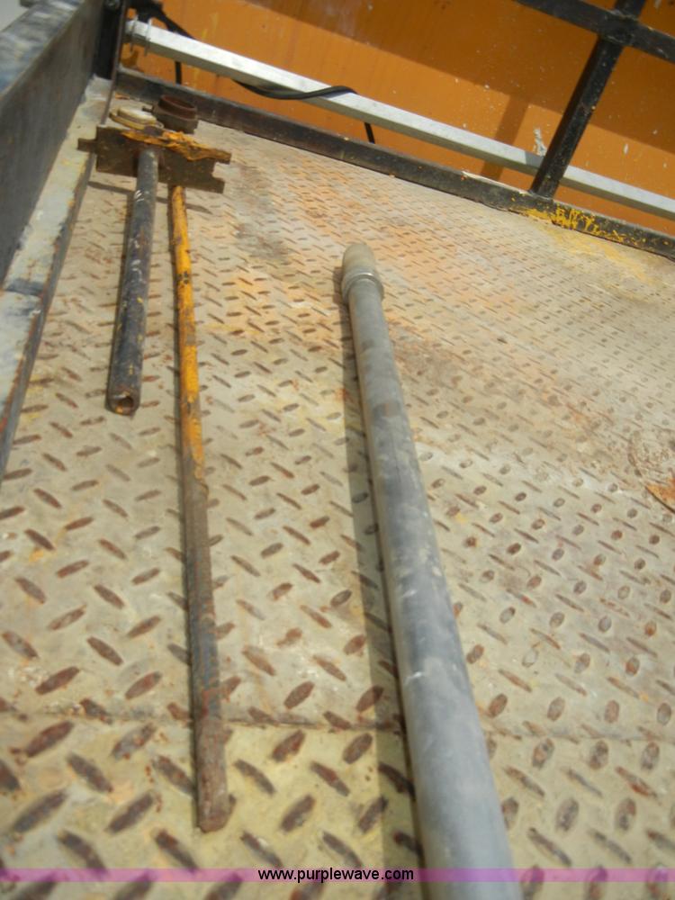 image for item D4409 1988 Ford Econoline 350 paint striper van