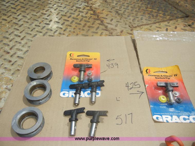 image for item D4409 1988 Ford Econoline 350 paint striper van