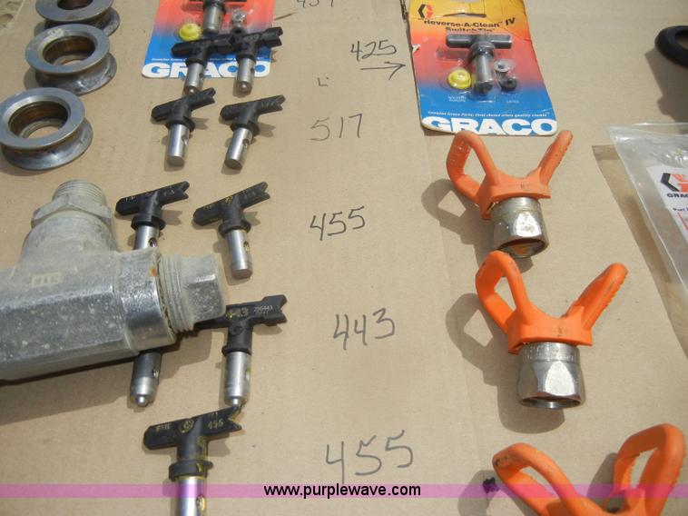 image for item D4409 1988 Ford Econoline 350 paint striper van