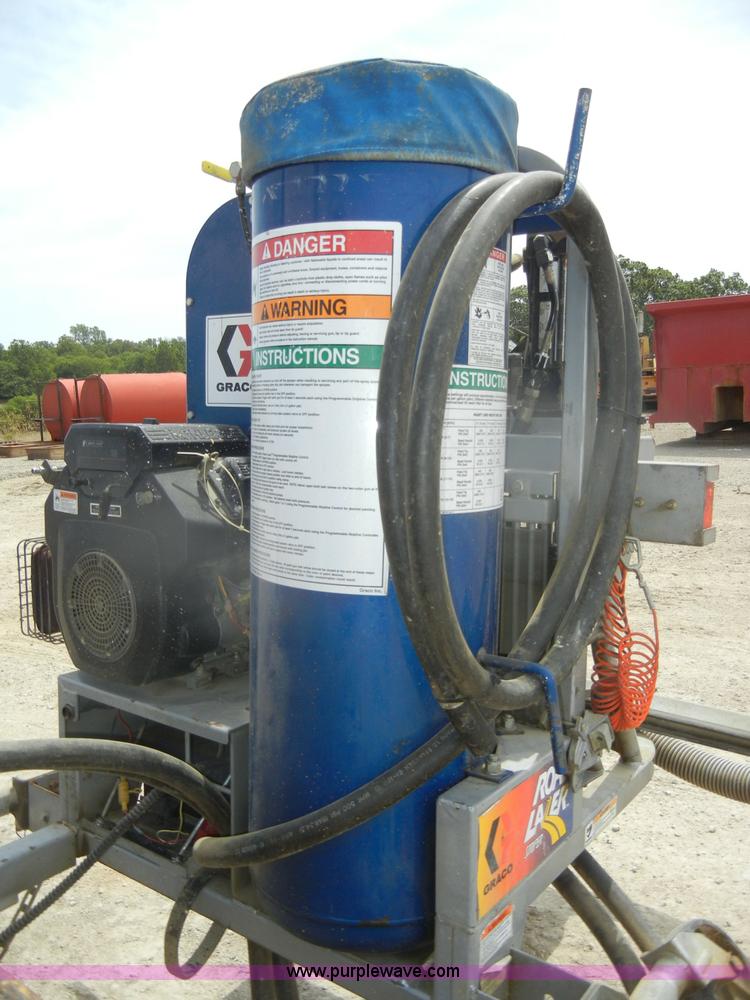 image for item D4409 1988 Ford Econoline 350 paint striper van