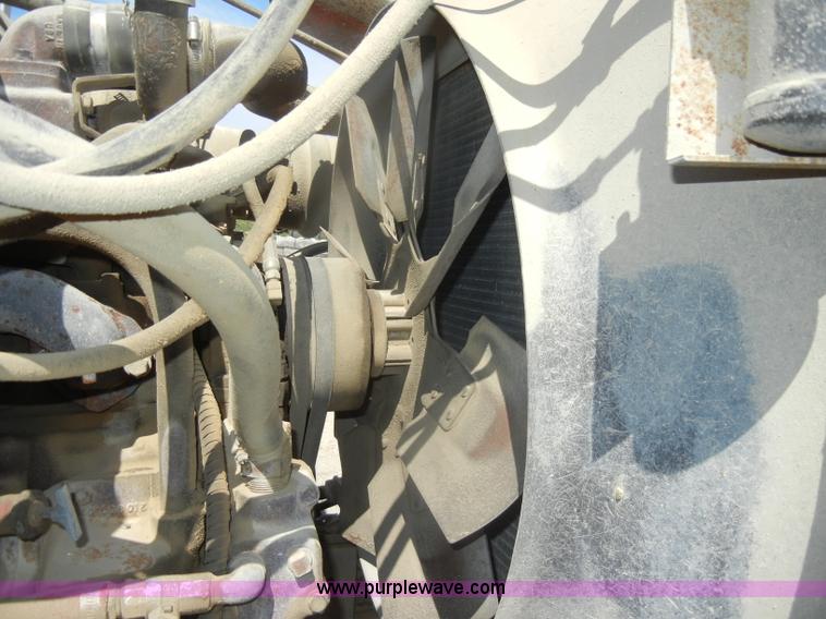 image for item D4416 1979 International F2575 semi truck