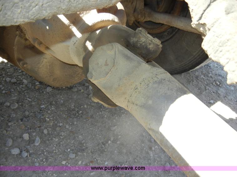 image for item D4416 1979 International F2575 semi truck