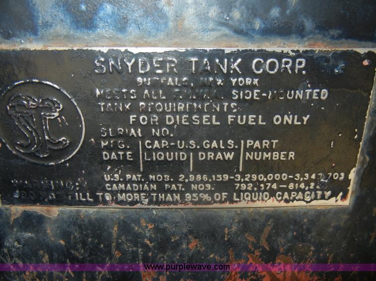 image for item D4416 1979 International F2575 semi truck