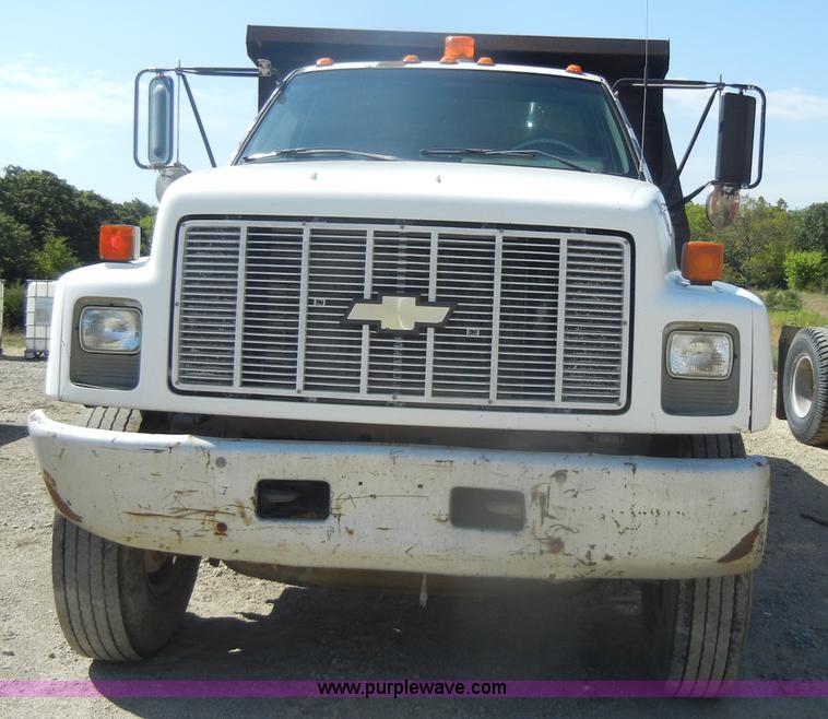 image for item D4417 1990 Chevrolet Kodiak dump truck