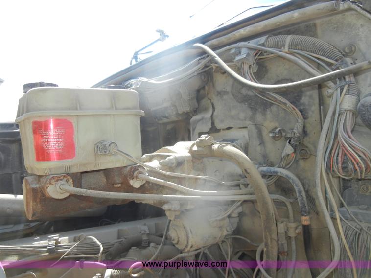 image for item D4417 1990 Chevrolet Kodiak dump truck