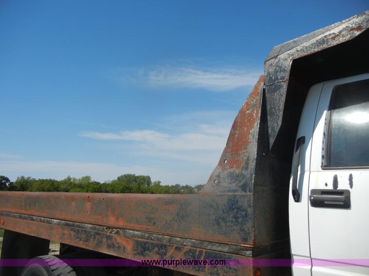 image for item D4417 1990 Chevrolet Kodiak dump truck