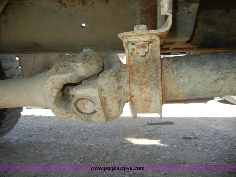 image for item D4417 1990 Chevrolet Kodiak dump truck