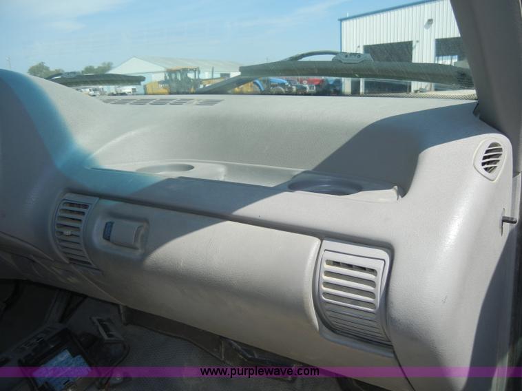 image for item D4420 1996 Chevrolet Cheyenne 1500 pickup truck