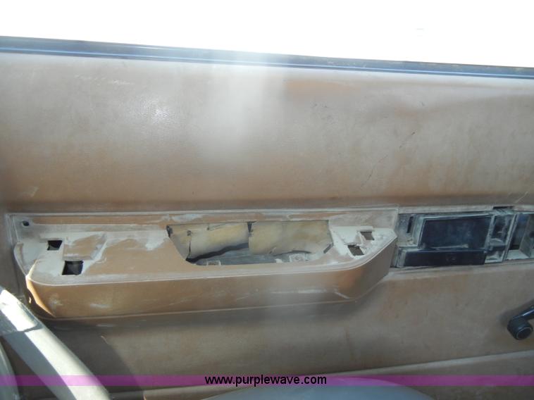 image for item D4420 1996 Chevrolet Cheyenne 1500 pickup truck