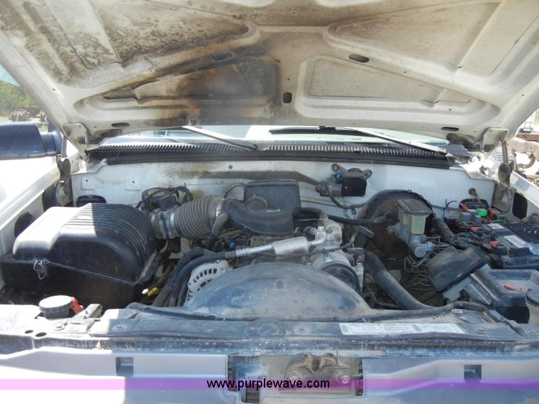 image for item D4420 1996 Chevrolet Cheyenne 1500 pickup truck