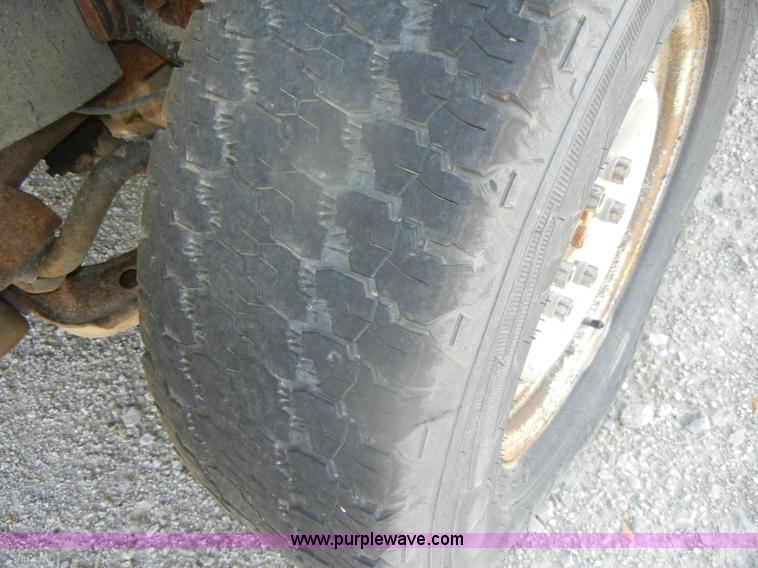 image for item D4420 1996 Chevrolet Cheyenne 1500 pickup truck