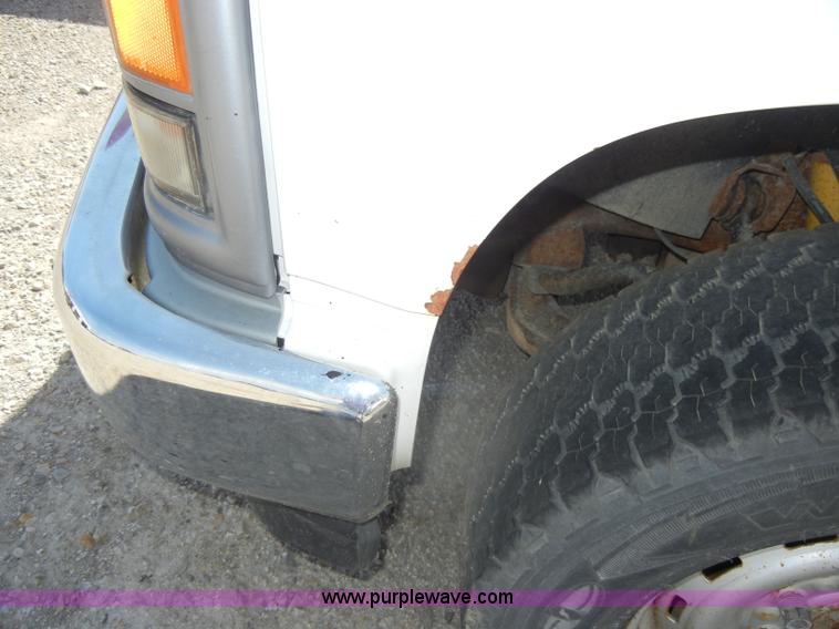 image for item D4420 1996 Chevrolet Cheyenne 1500 pickup truck