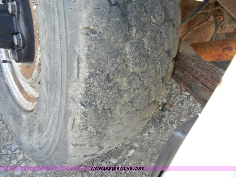 image for item D4420 1996 Chevrolet Cheyenne 1500 pickup truck