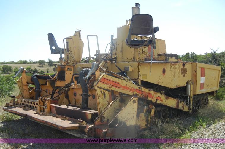 image for item D4423 1980 Blaw-Knox PF500 asphalt overlay machine