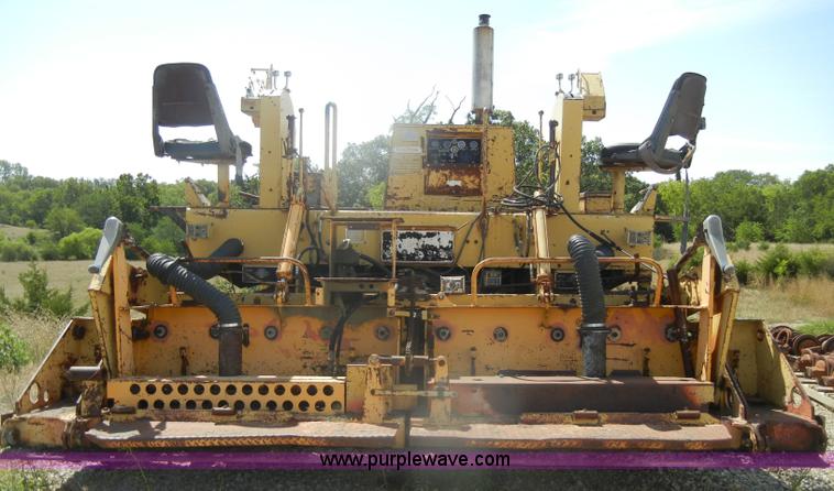 image for item D4423 1980 Blaw-Knox PF500 asphalt overlay machine