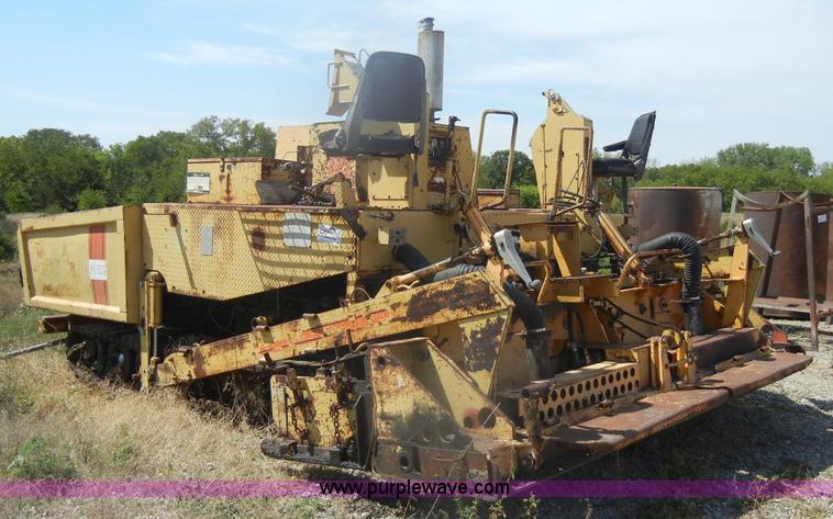 image for item D4423 1980 Blaw-Knox PF500 asphalt overlay machine